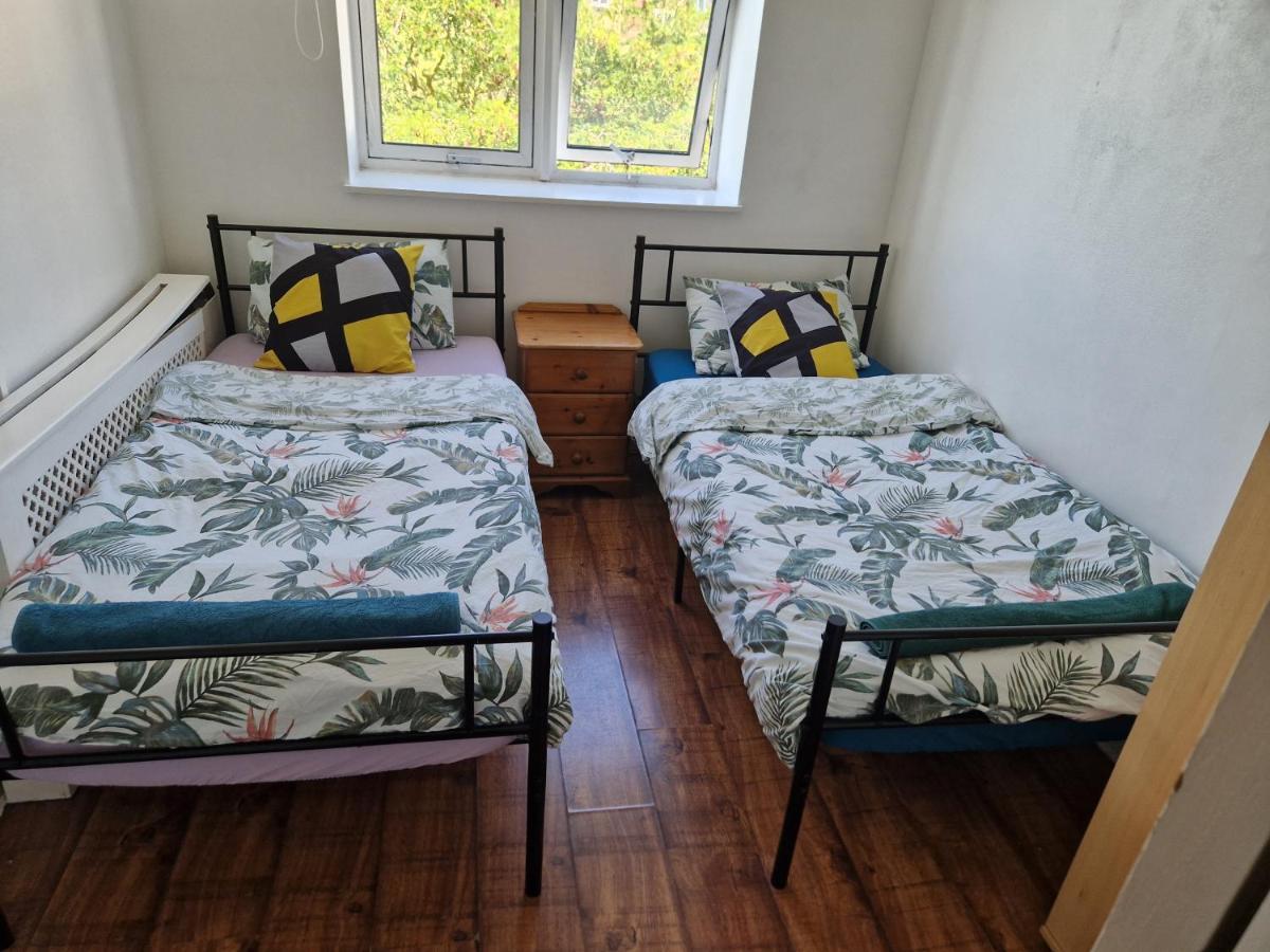 Privatunterkunft Twin Bed For Guests